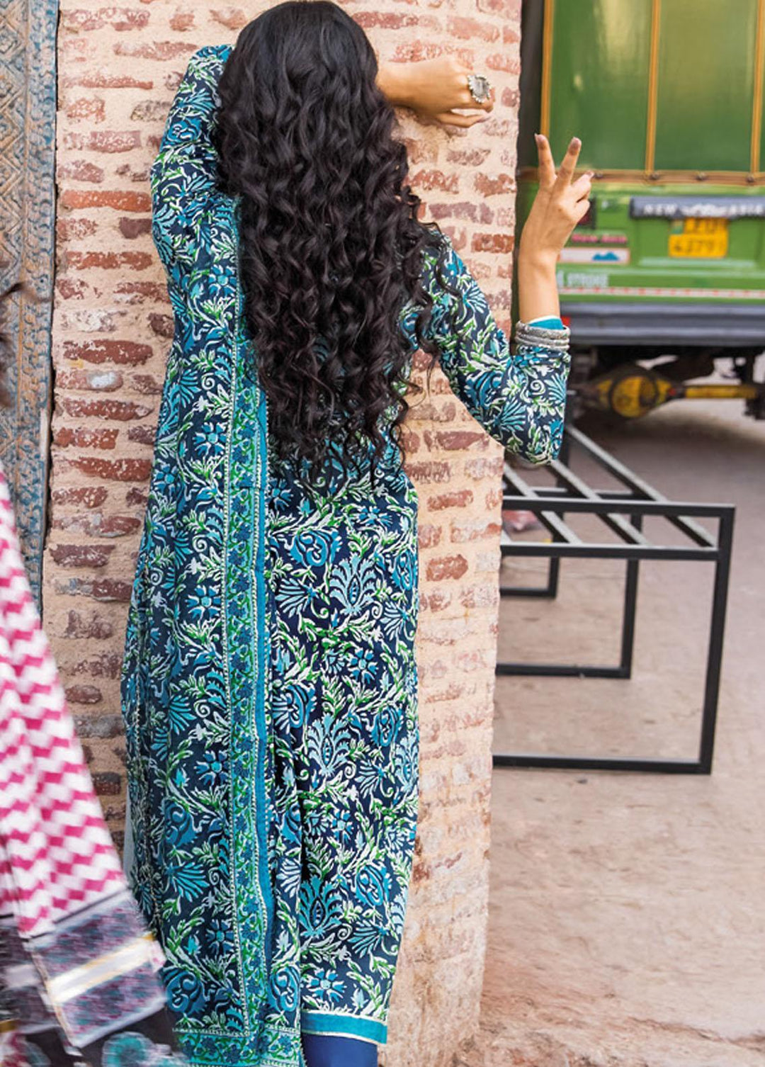 Vintage Garden By Gul Ahmed Printed Lawn Suits Unstitched 3 Piece GA23V CL-32237B - Summer Collection