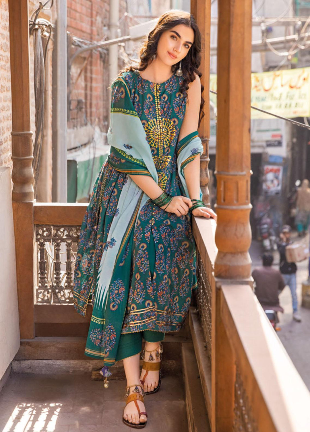 Vintage Garden By Gul Ahmed Printed Lawn Suits Unstitched 3 Piece GA23V CL-32238A - Summer Collection