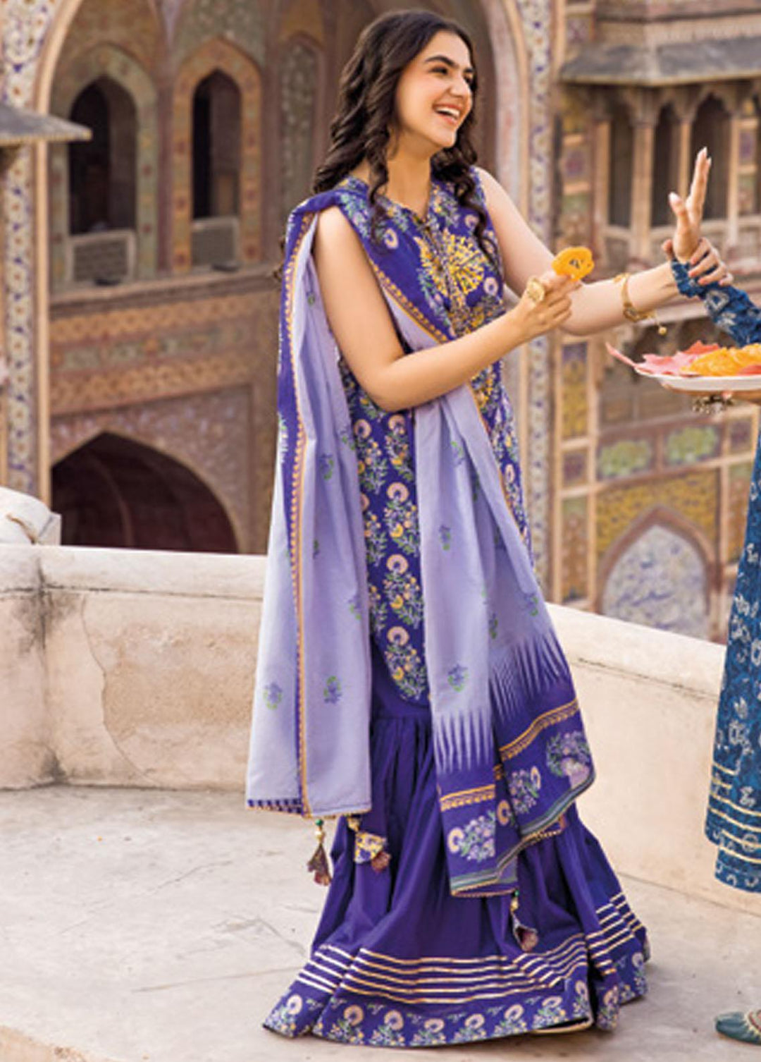 Vintage Garden By Gul Ahmed Printed Lawn Suits Unstitched 3 Piece GA23V CL-32238B - Summer Collection