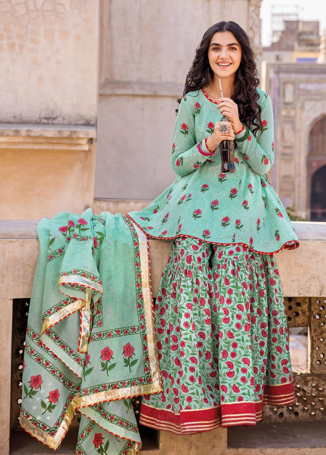 Vintage Garden By Gul Ahmed Printed Lawn Suits Unstitched 3 Piece GA23V CL-32239B - Summer Collection