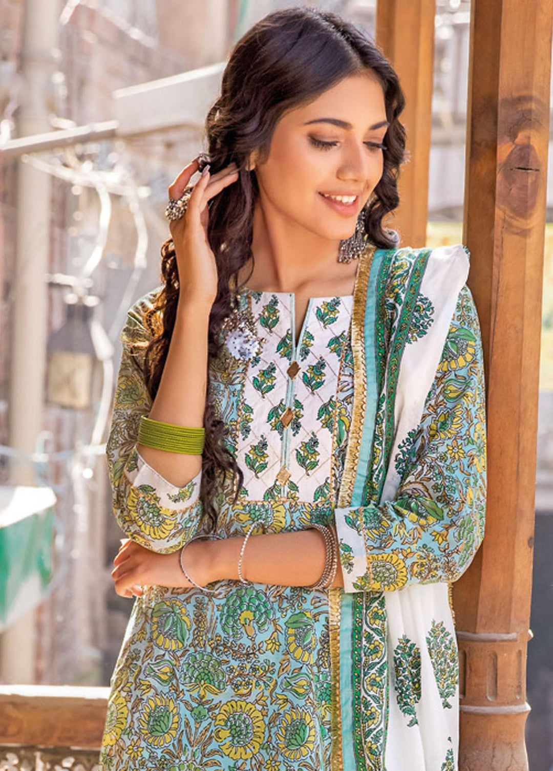 Vintage Garden By Gul Ahmed Printed Lawn Suits Unstitched 3 Piece GA23V CL-32241A - Summer Collection