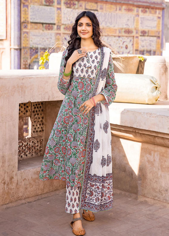 Vintage Garden By Gul Ahmed Printed Lawn Suits Unstitched 3 Piece GA23V CL-32241B - Summer Collection