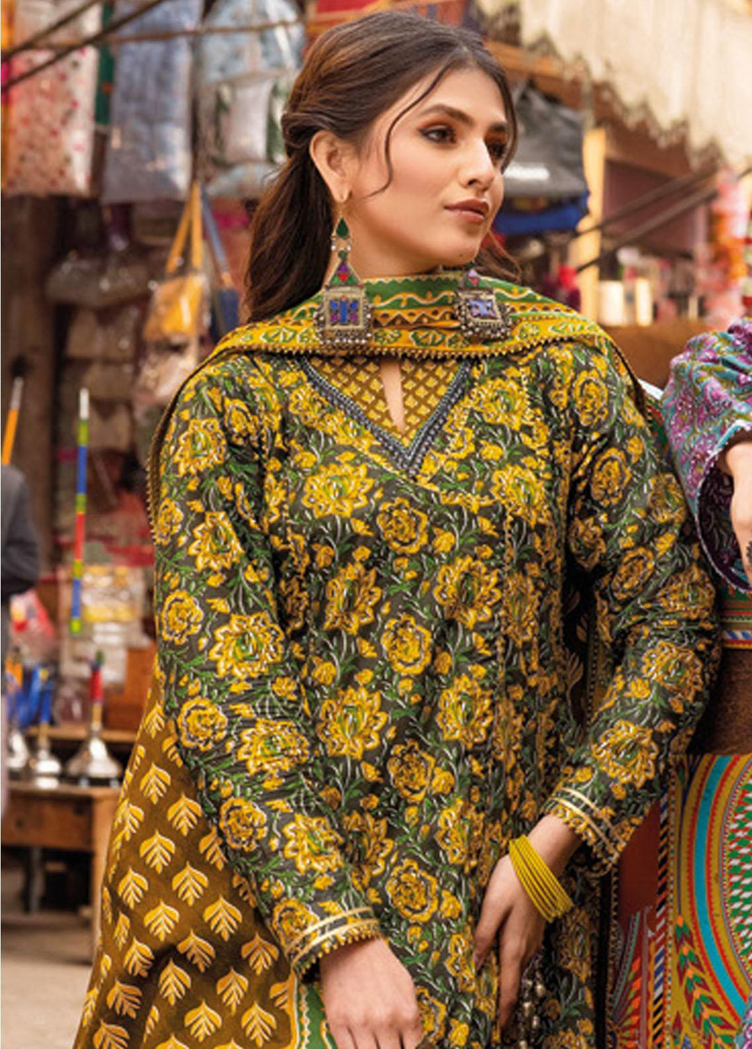 Vintage Garden By Gul Ahmed Printed Lawn Suits Unstitched 3 Piece GA23V CL-32449A - Summer Collection