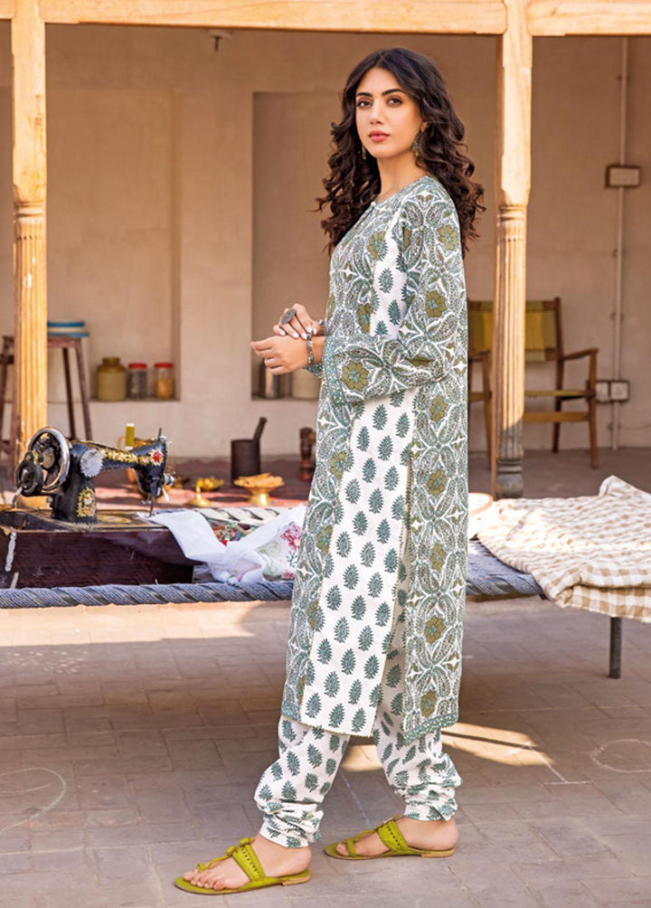 Vintage Garden By Gul Ahmed Printed Lawn Suits Unstitched 2 Piece GA23V TL-32025A - Summer Collection