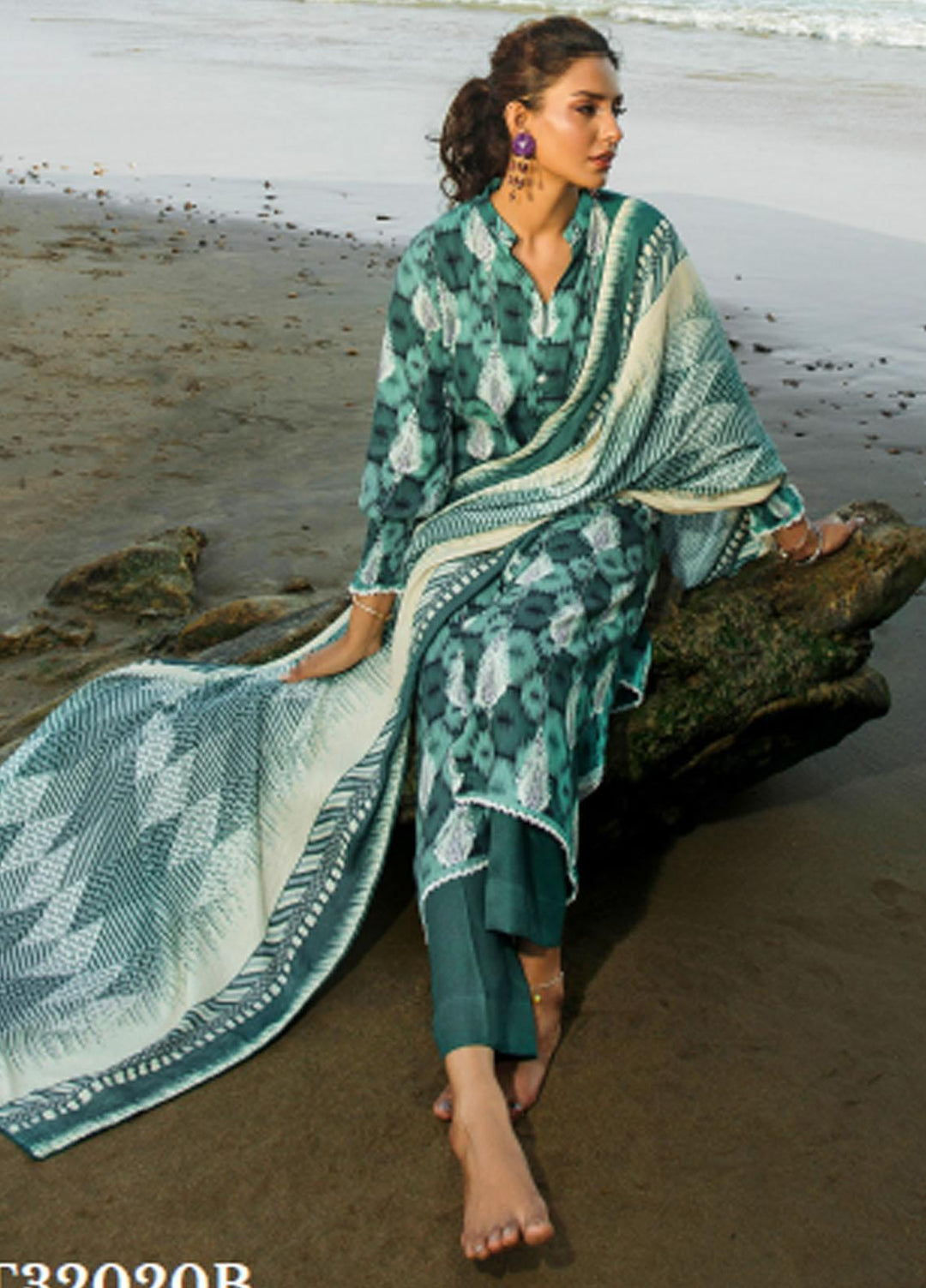 Gul Ahmed Embroidered Linen Suits Unstitched 3 Piece GA23WB LT 32020 B - Winter Collection