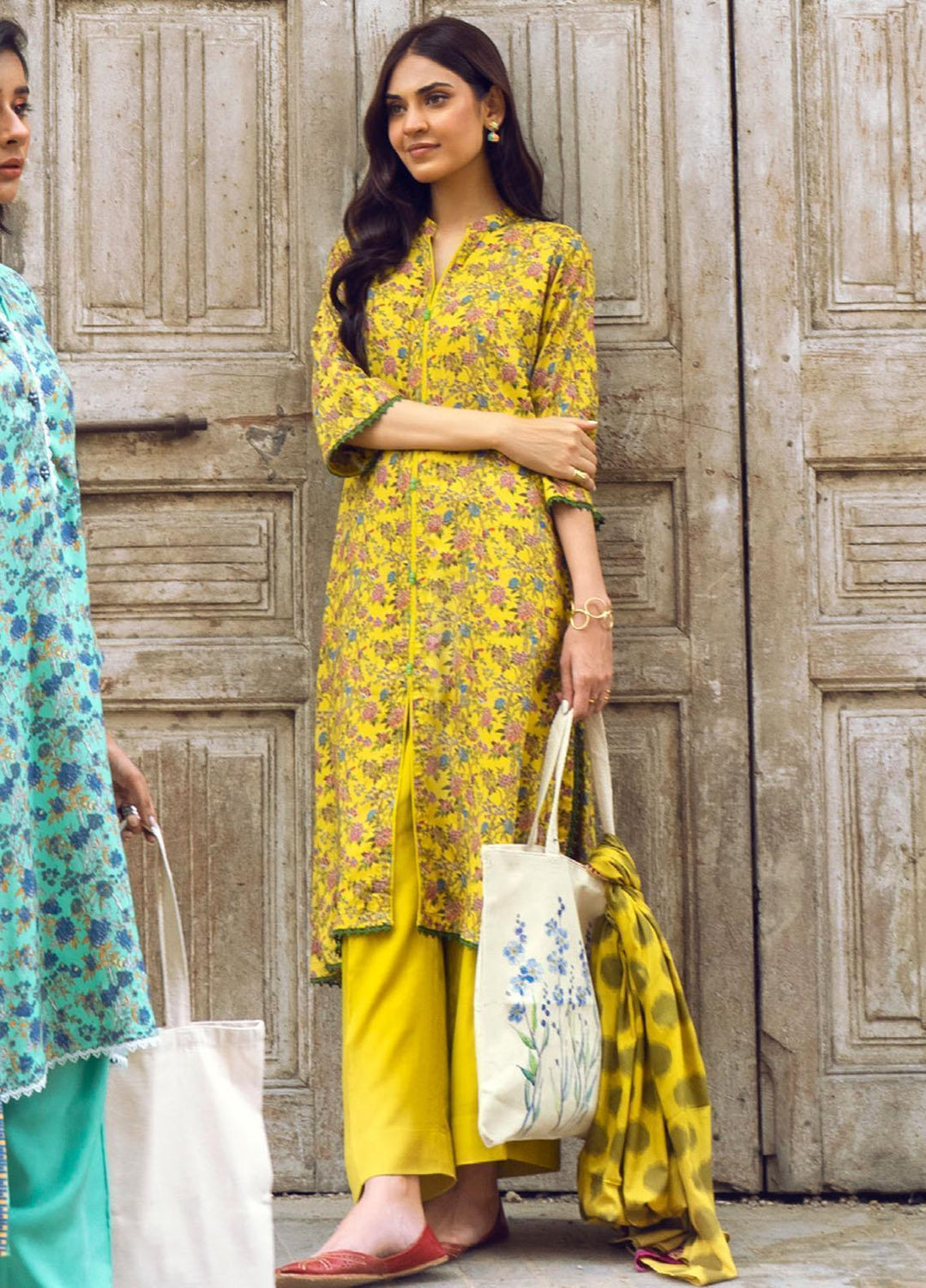 Gul Ahmed Printed Linen Suits Unstitched 3 Piece GA23WC LT 32022A - Winter Collection