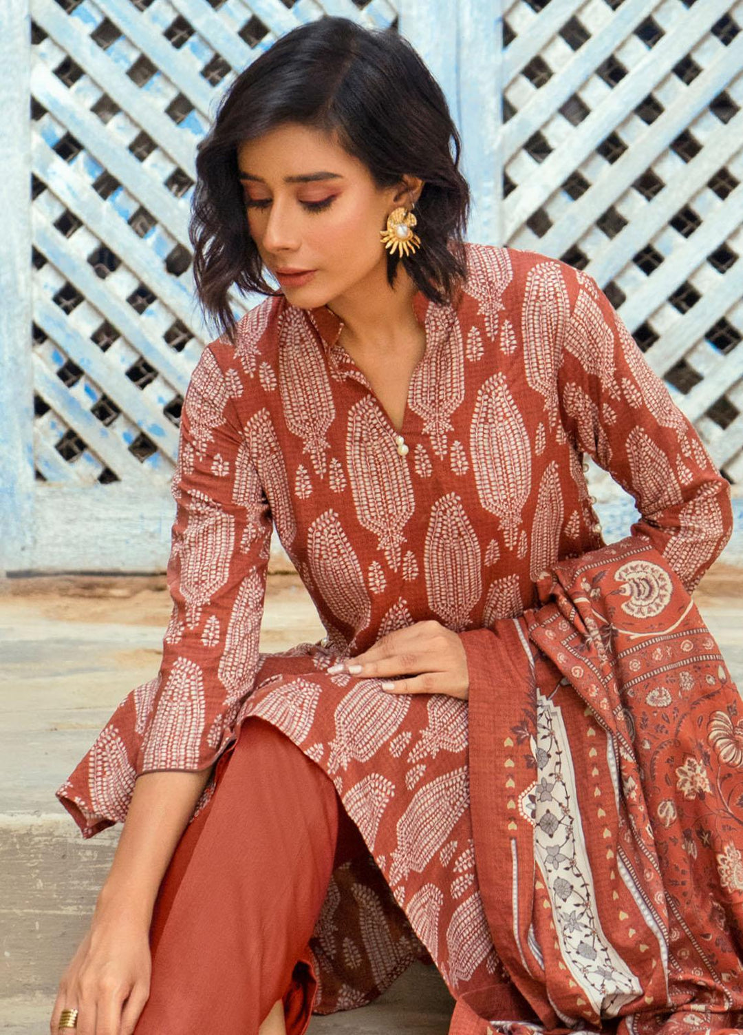 Gul Ahmed Printed Linen Suits Unstitched 3 Piece GA23WC LT 32023B - Winter Collection