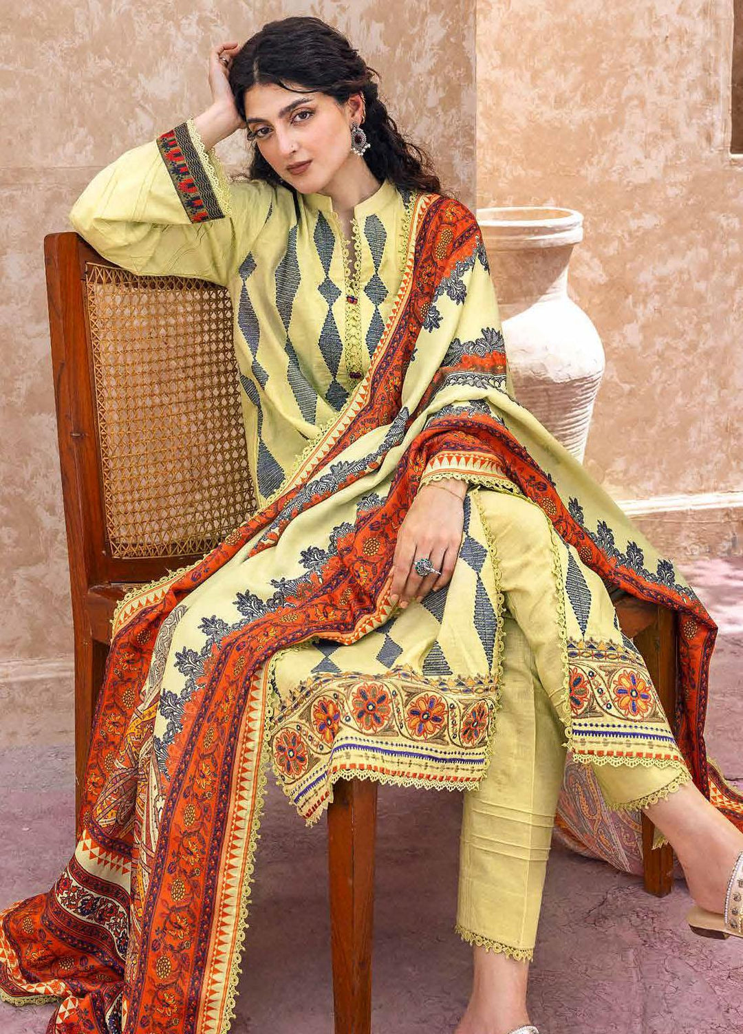 Glamour By Gul Ahmed Fancy Pashmina Suits Unstitched 3 Piece GA23WG AP-32037 - Winter Collection