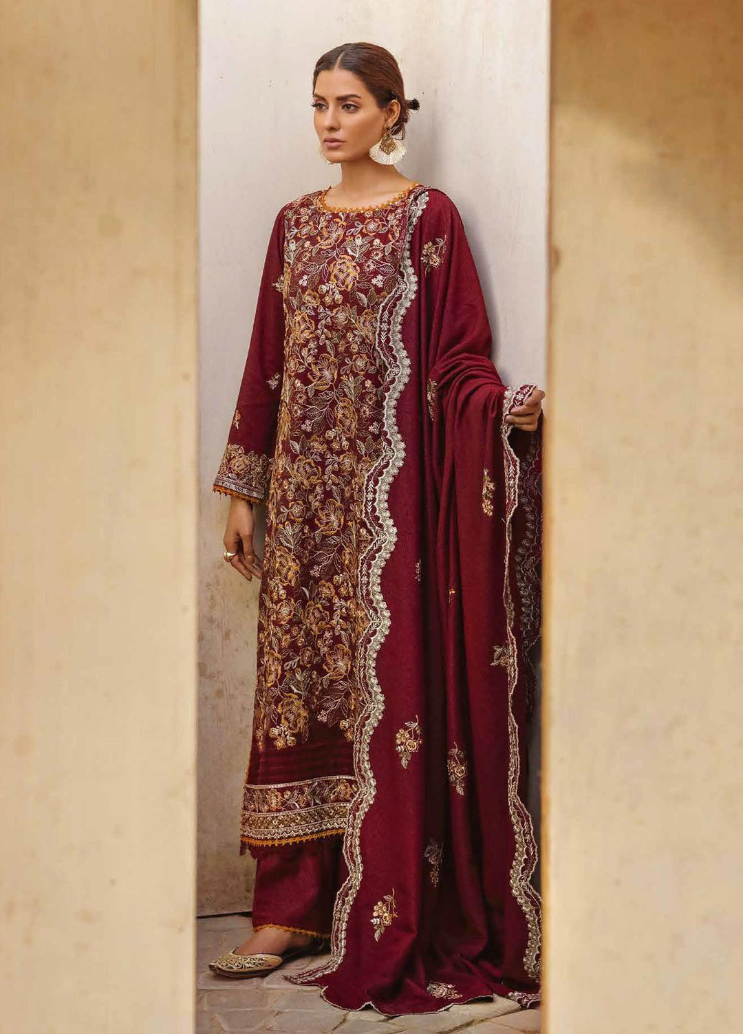 Glamour By Gul Ahmed Fancy Karandi Suits Unstitched 3 Piece GA23WG AY-32026 - Winter Collection