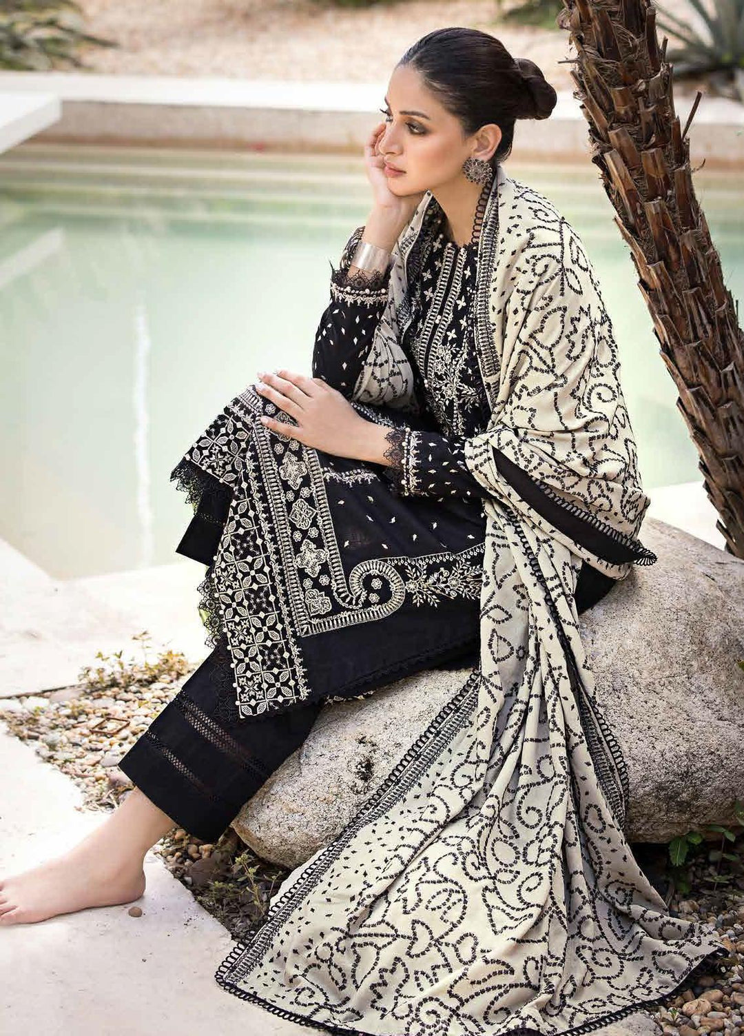 Glamour By Gul Ahmed Fancy Karandi Suits Unstitched 3 Piece GA23WG AY-32034 - Winter Collection