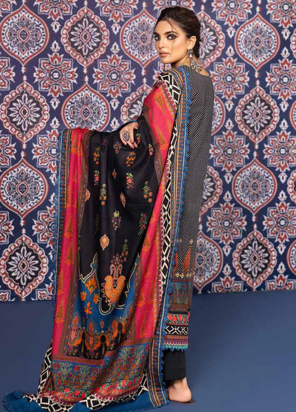 Gul Ahmed Printed Khaddar Suits Unstitched 3 Piece GA23WL K-32034 - Winter Collection
