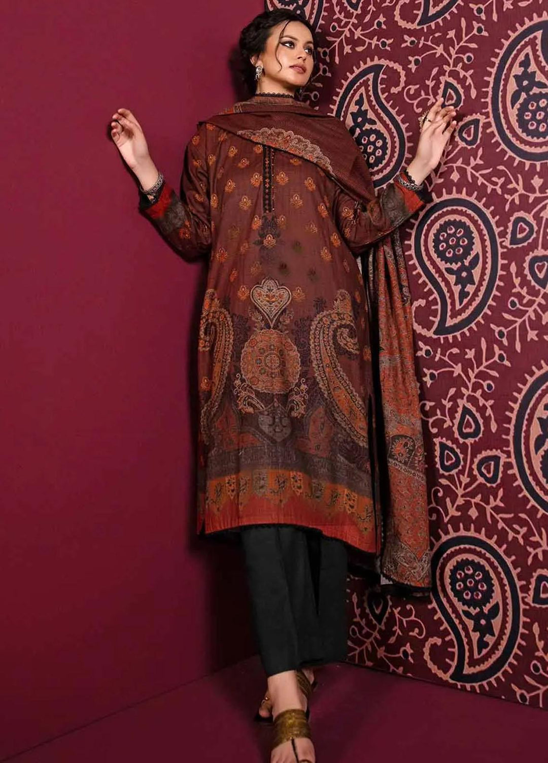 Gul Ahmed Printed Cotton Suits Unstitched 3 Piece GA23WL K-32007 - Winter Collection