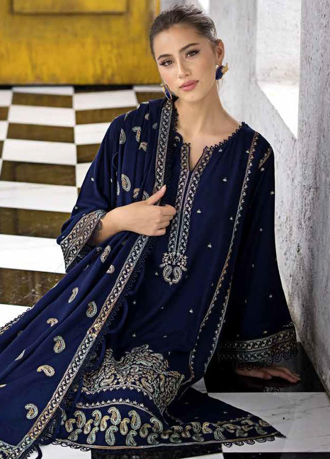 Gul Ahmed Embroidered Pashmina Suits Unstitched 3 Piece GA23WL AP-32065 - Winter Collection