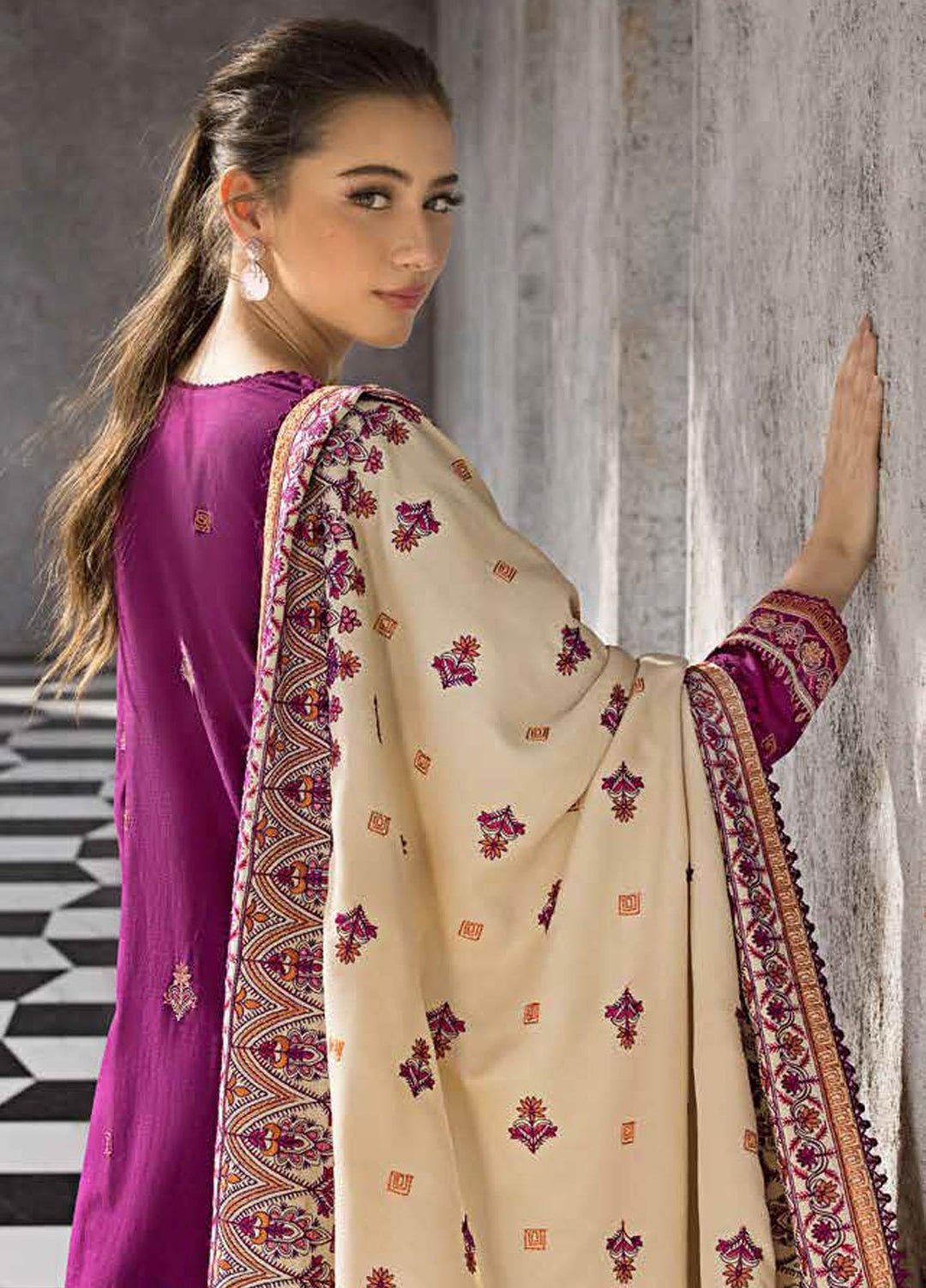 Gul Ahmed Embroidered Khaddar Suits Unstitched 3 Piece GA23WL AP-32064 - Winter Collection