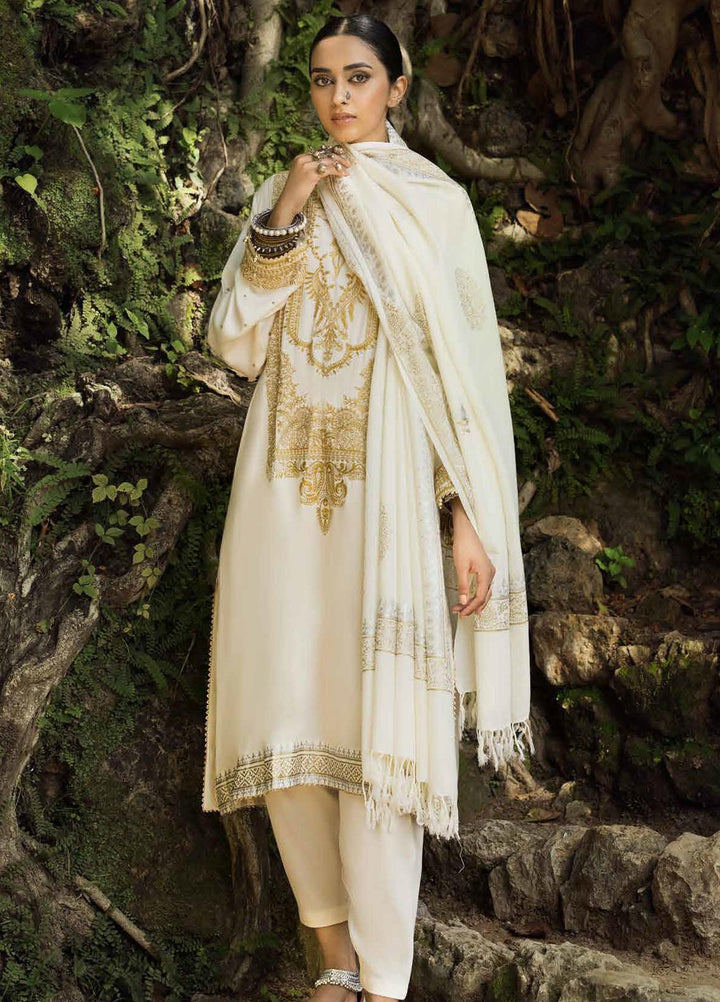 Gul Ahmed Embroidered Cotail Suits Unstitched 3 Piece GA23WL AP-32091 - Winter Collection