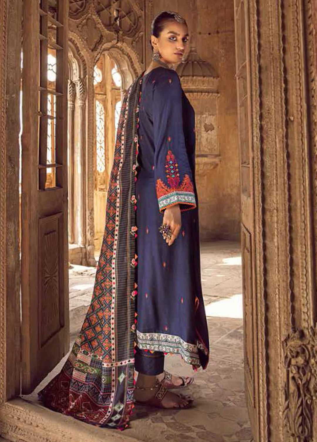 Gul Ahmed Embroidered Linen Suits Unstitched 3 Piece GA22UW AP-22015 - Winter Collection