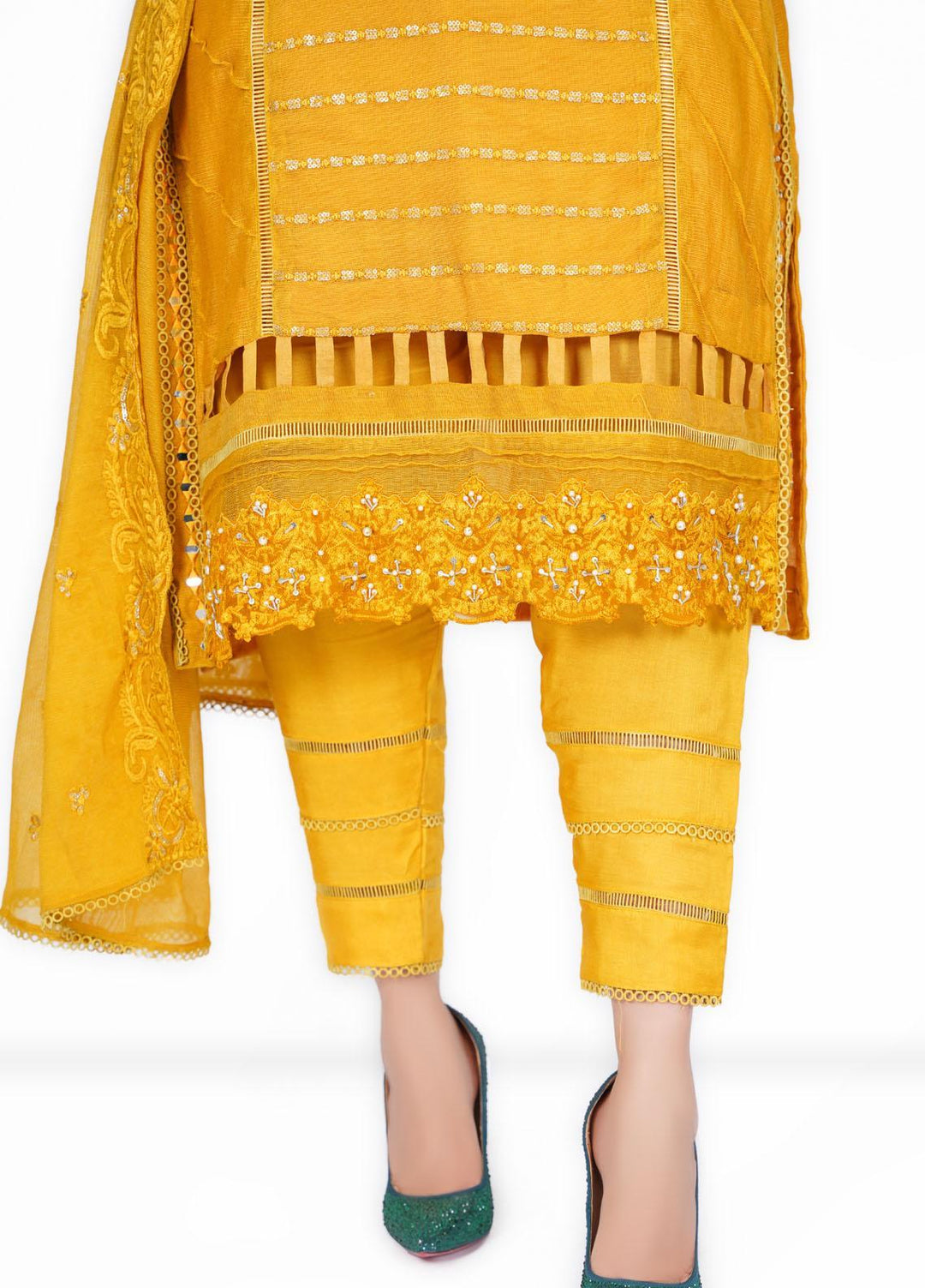 Diva Pret Luxury Pret  Cotton Net 3 Piece DV22GLN Pukhraj