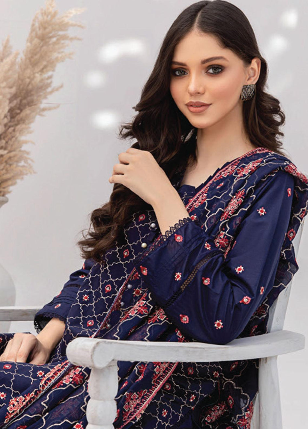 Gul-E-Noor By Aalaya Embroidered Lawn Suits Unstitched 3 Piece ALY23GN D-06 - Summer Collection