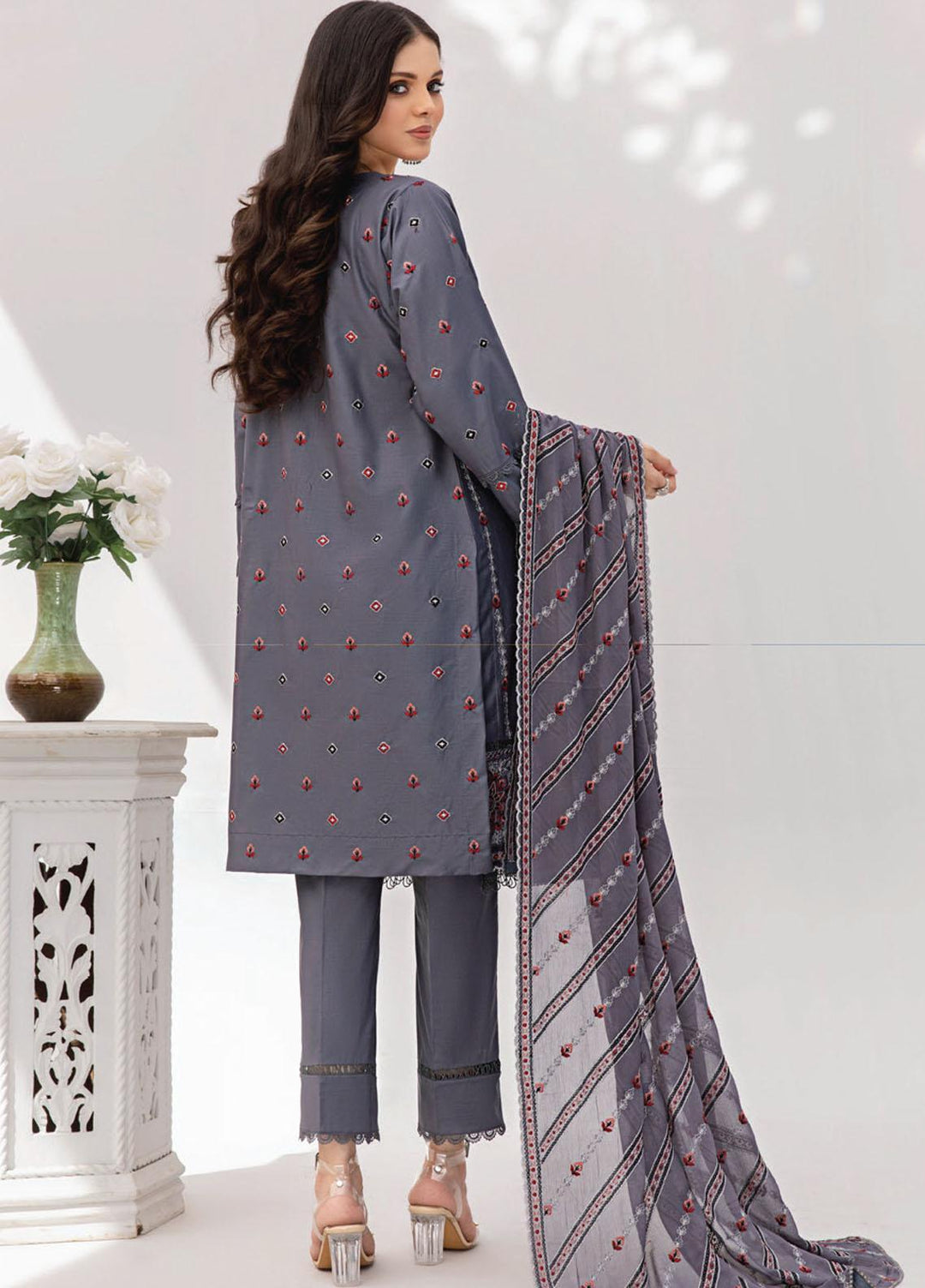 Gul-E-Noor By Aalaya Embroidered Lawn Suits Unstitched 3 Piece ALY23GN D-08 - Summer Collection