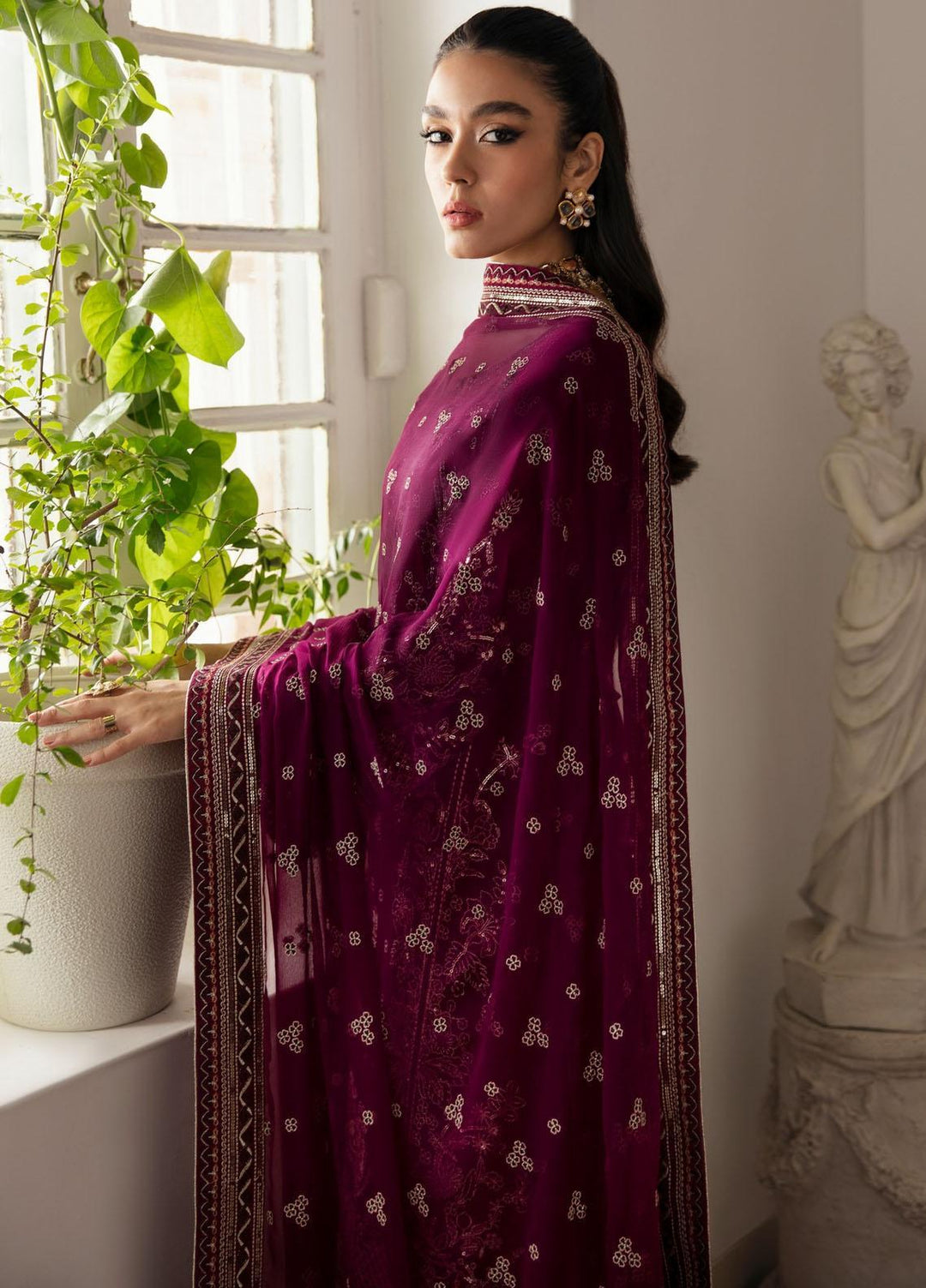 Gulaal Embroidered Chiffon Suits Unstitched 4 Piece GL23EC-V2 Zareena - Luxury Collection