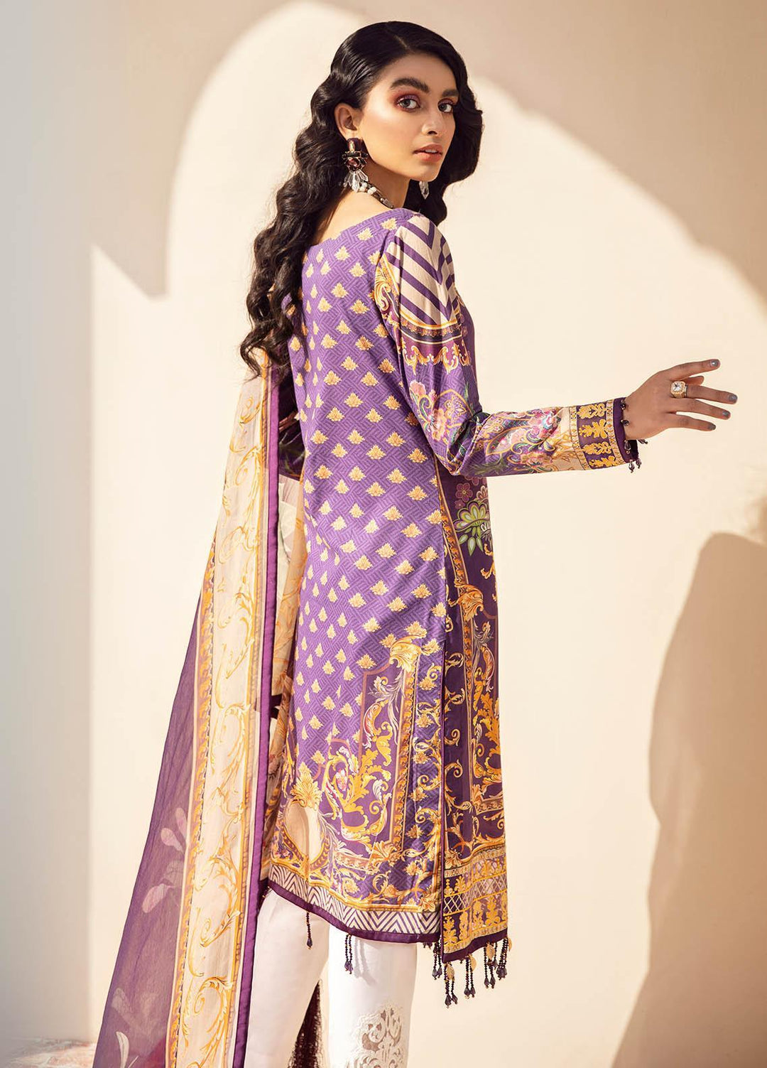 Gulaal Embroidered Lawn Suits Unstitched 3 Piece GL21L GL-12 Falak - Summer Collection