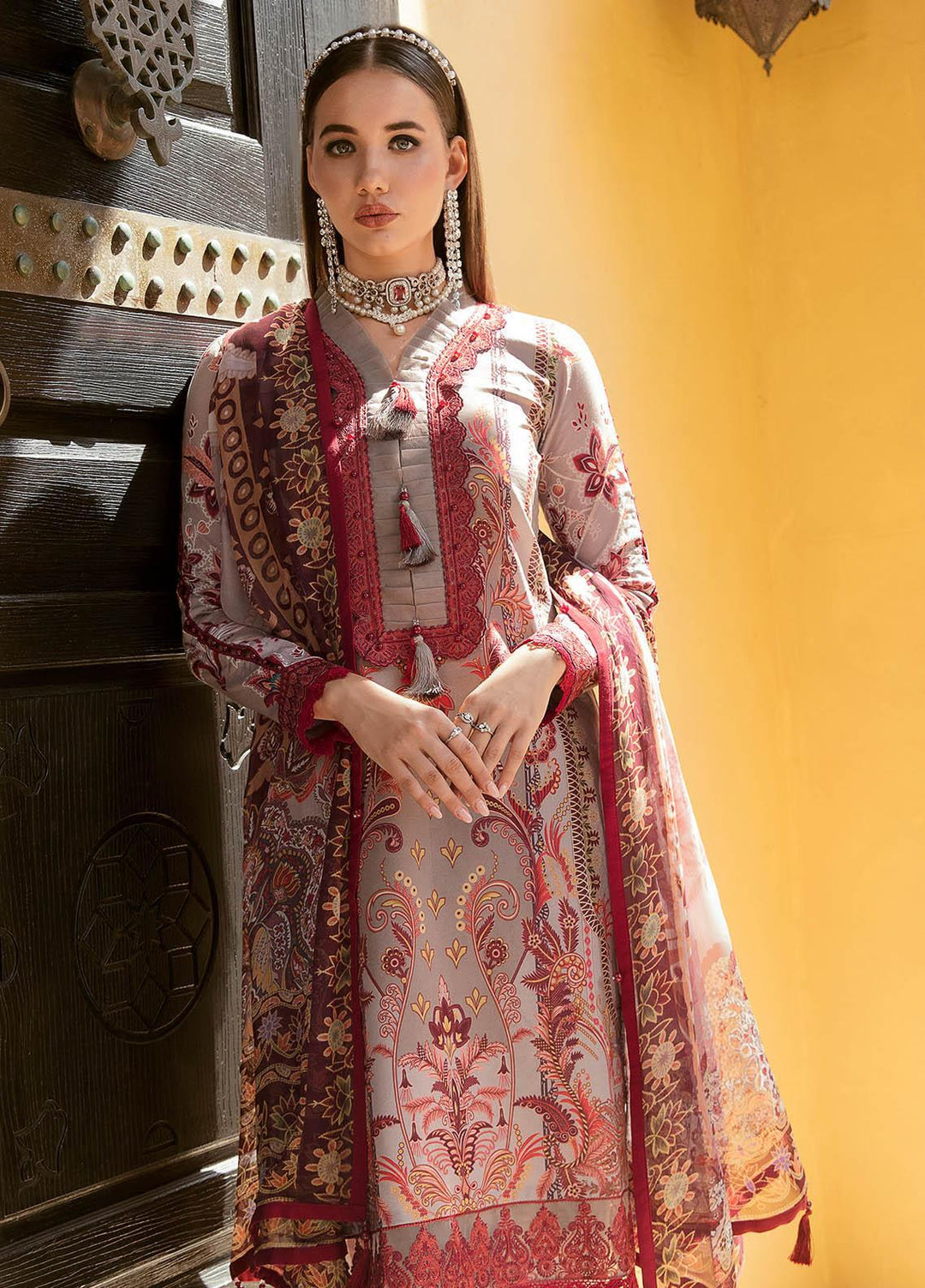 Gulaal Embroidered Lawn Suits Unstitched 3 Piece GL23L 10 Zaavail - Summer Collection
