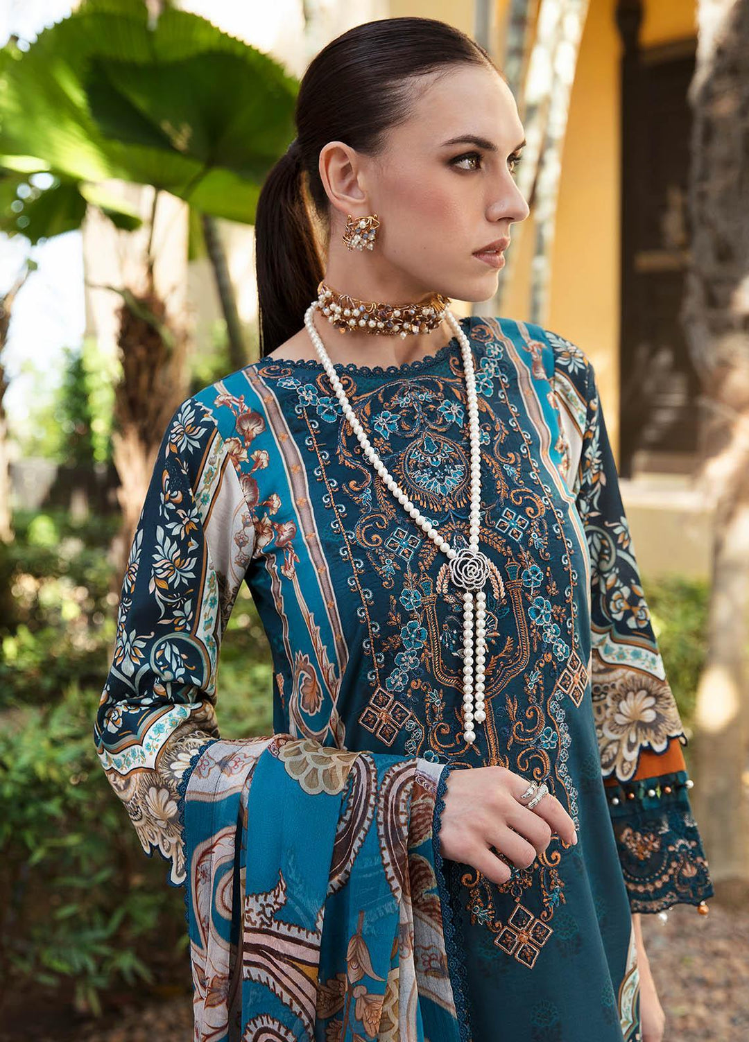 Gulaal Embroidered Lawn Suits Unstitched 3 Piece GL23L 11 Mariya - Summer Collection