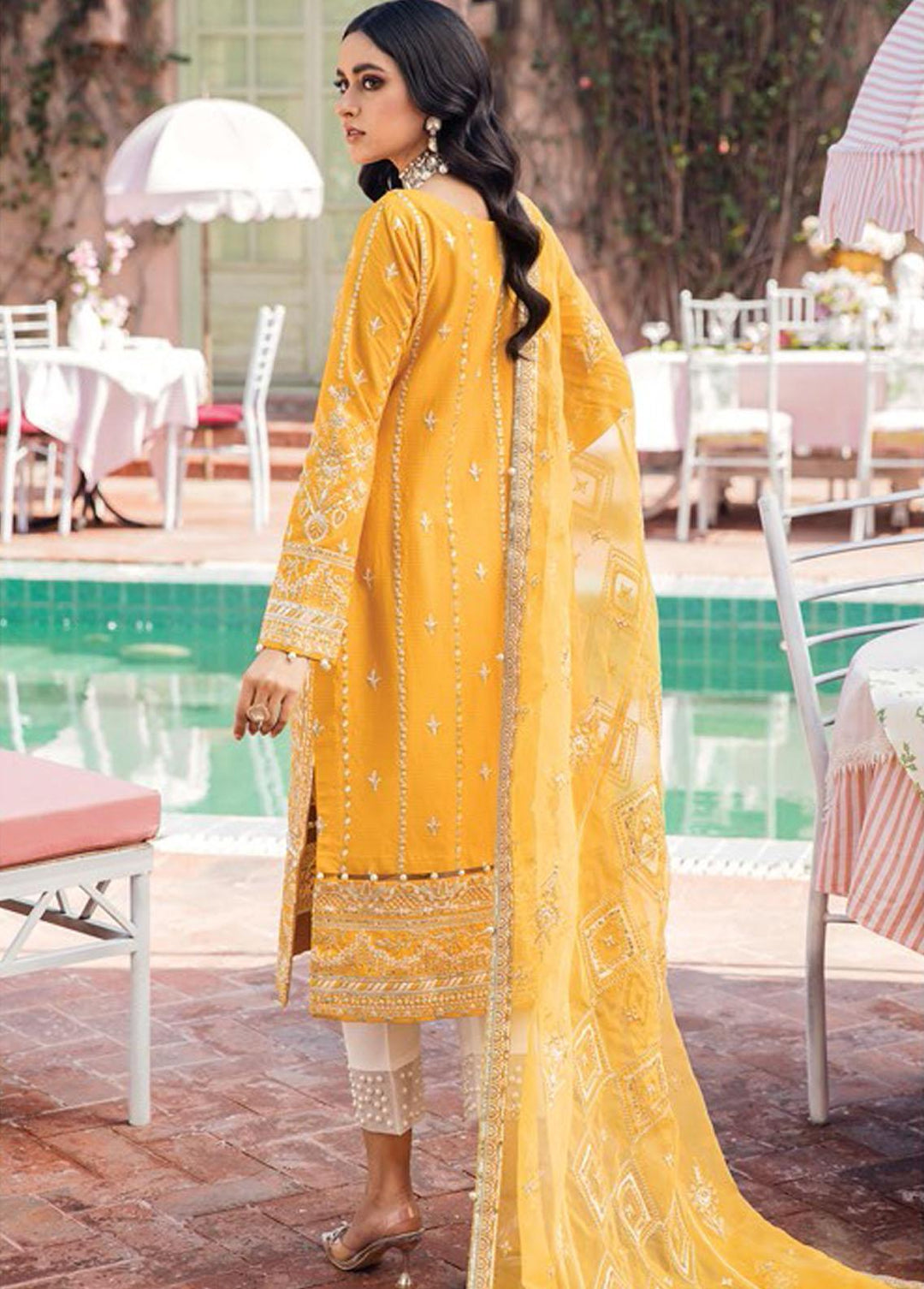 Gulaal Embroidered Lawn Suits Unstitched 3 Piece GL22LL 07 Mahtab - Luxury Collection