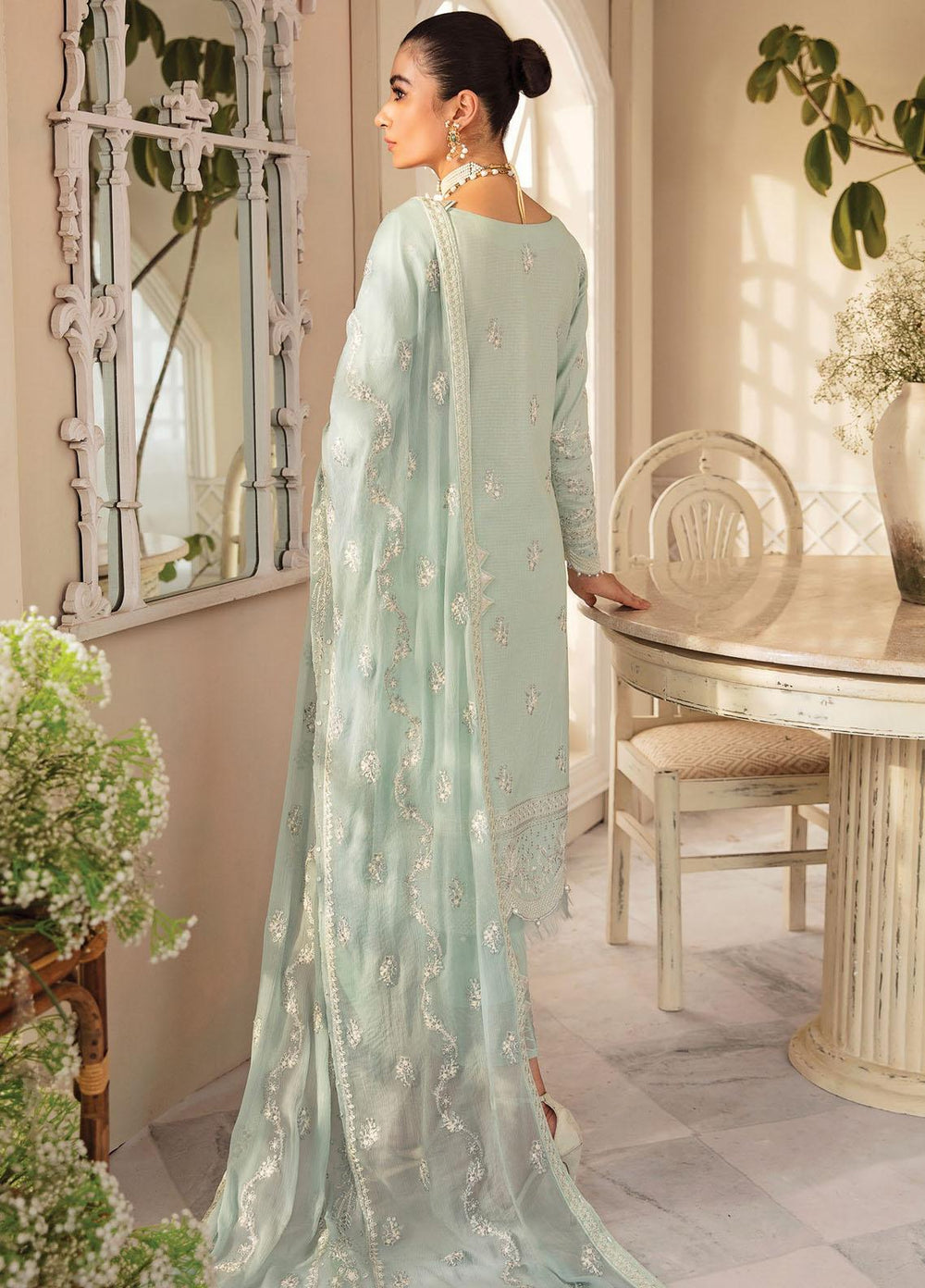 Gulaal Embroidered Lawn Suits Unstitched 3 Piece GL23LL-V2 D-04 Ivaana - Luxury Collection