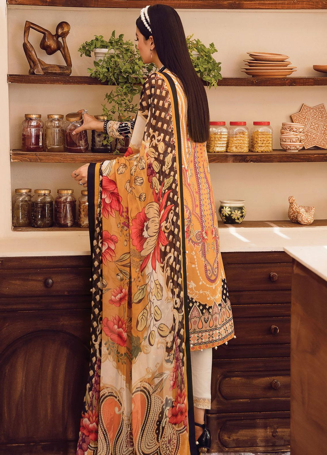 Gulaal Embroidered Lawn Suits Unstitched 3 Piece GL22-S2 02 Roshaan - Summer Collection