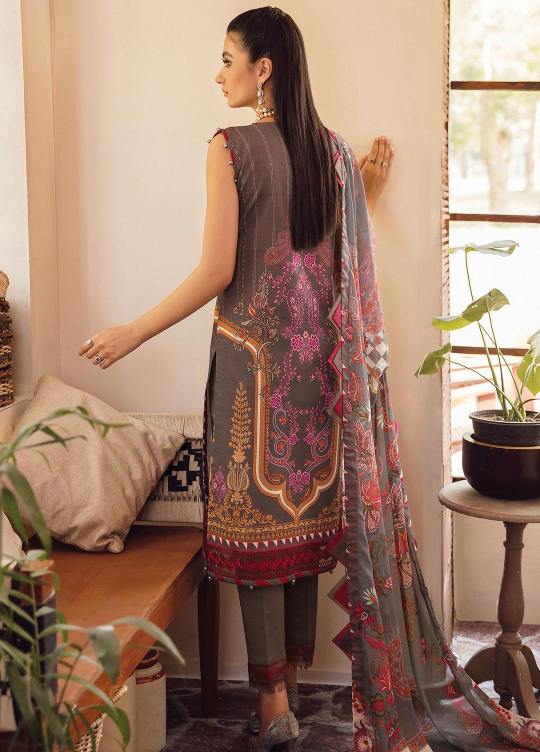 Gulaal Embroidered Lawn Suits Unstitched 3 Piece GL22-S2 08 Lamisah - Summer Collection