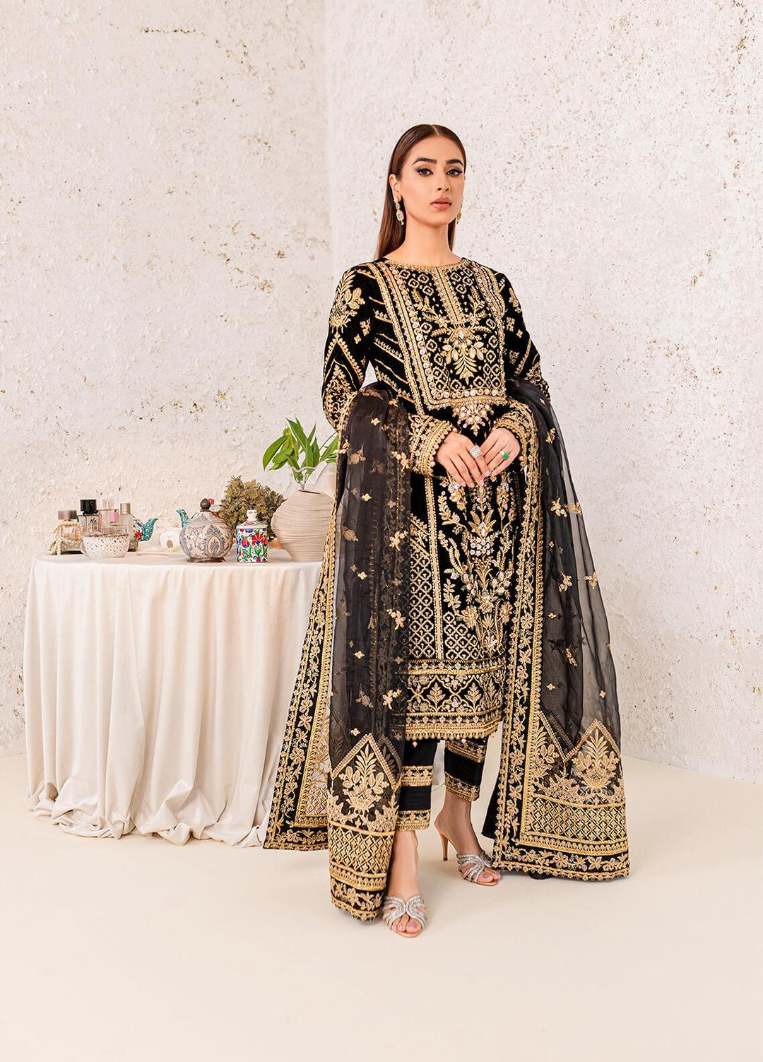 Gulaal Embroidered Velvet Suits Unstitched 3 Piece GL22V 01 AZRA - Luxury Collection