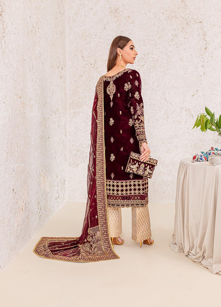 Gulaal Embroidered Velvet Suits Unstitched 3 Piece GL22V 02 ALIYA - Luxury Collection