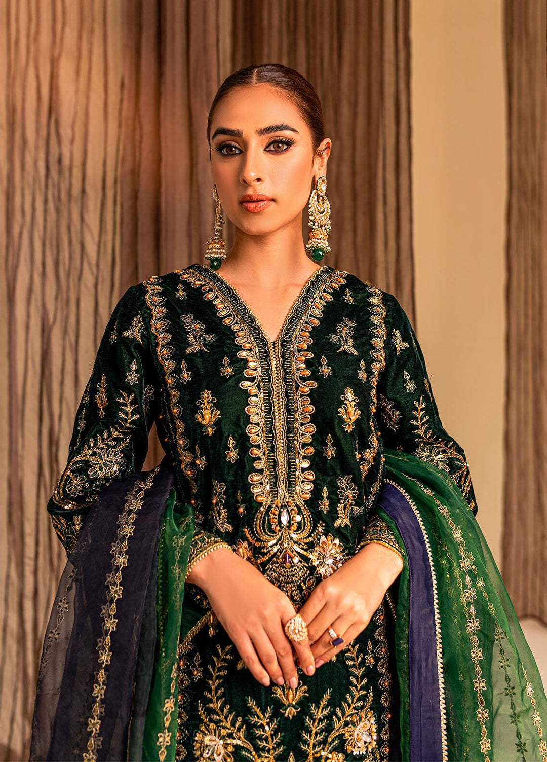 Gulaal Embroidered Velvet Suits Unstitched 3 Piece GL22V 04 ISMAH - Luxury Collection