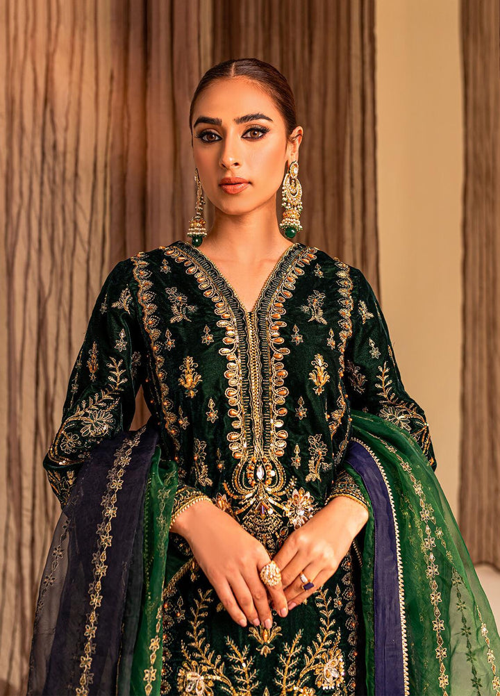 Gulaal Embroidered Velvet Suits Unstitched 3 Piece GL22V 04 ISMAH - Luxury Collection