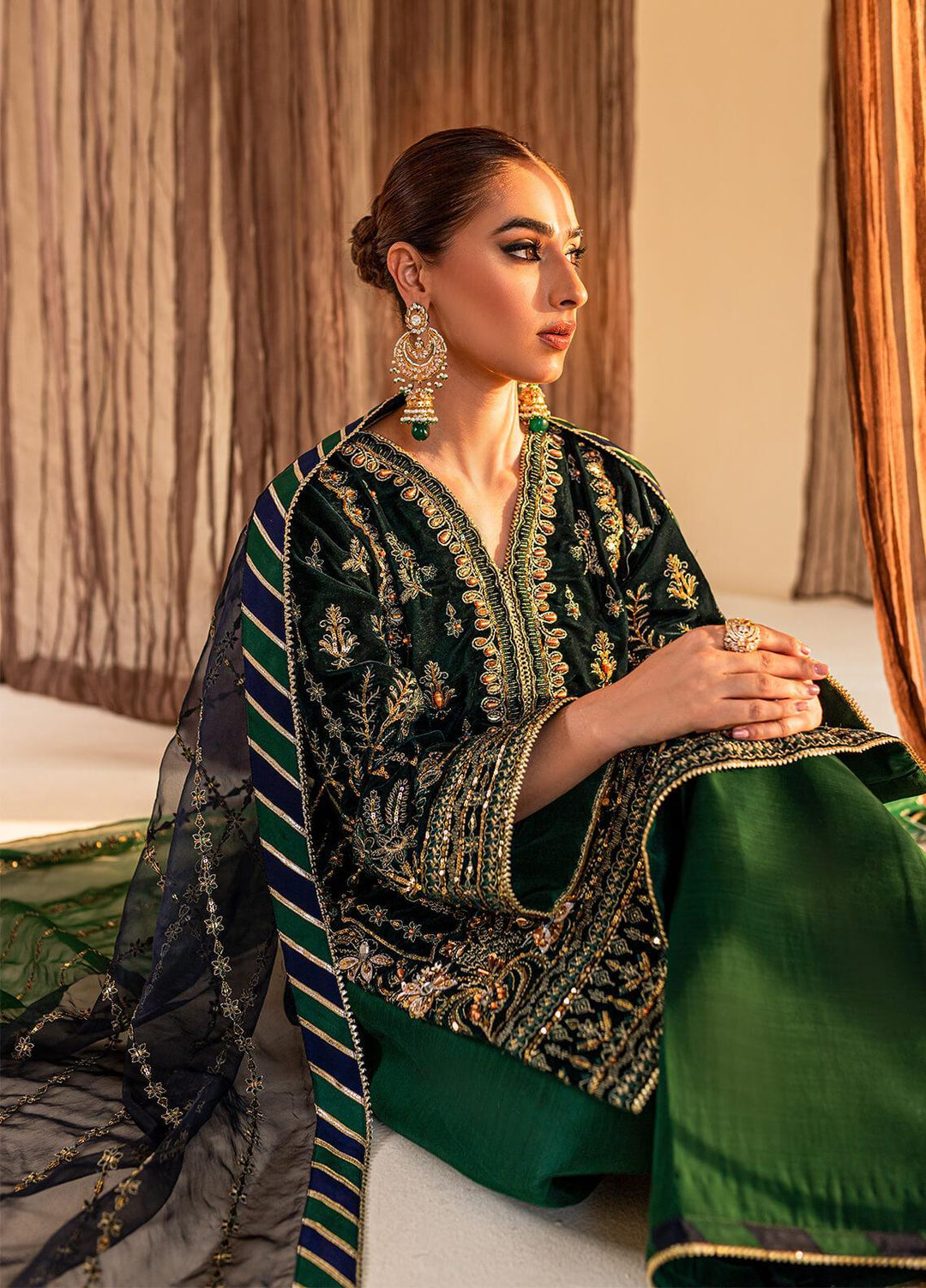 Gulaal Embroidered Velvet Suits Unstitched 3 Piece GL22V 04 ISMAH - Luxury Collection