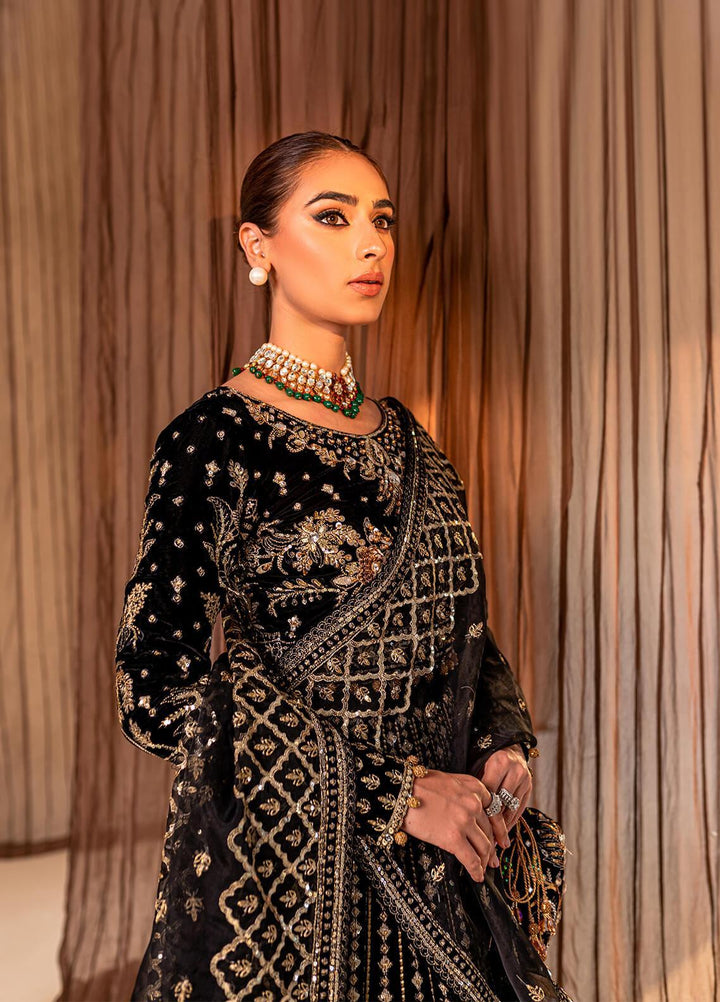 Gulaal Embroidered Velvet Suits Unstitched 3 Piece GL22V 05 NAMAR - Luxury Collection