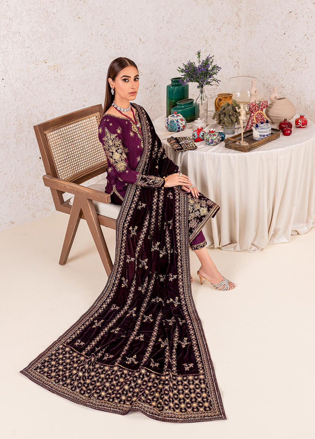 Gulaal Embroidered Velvet Suits Unstitched 3 Piece GL22V 06 VEENA - Luxury Collection