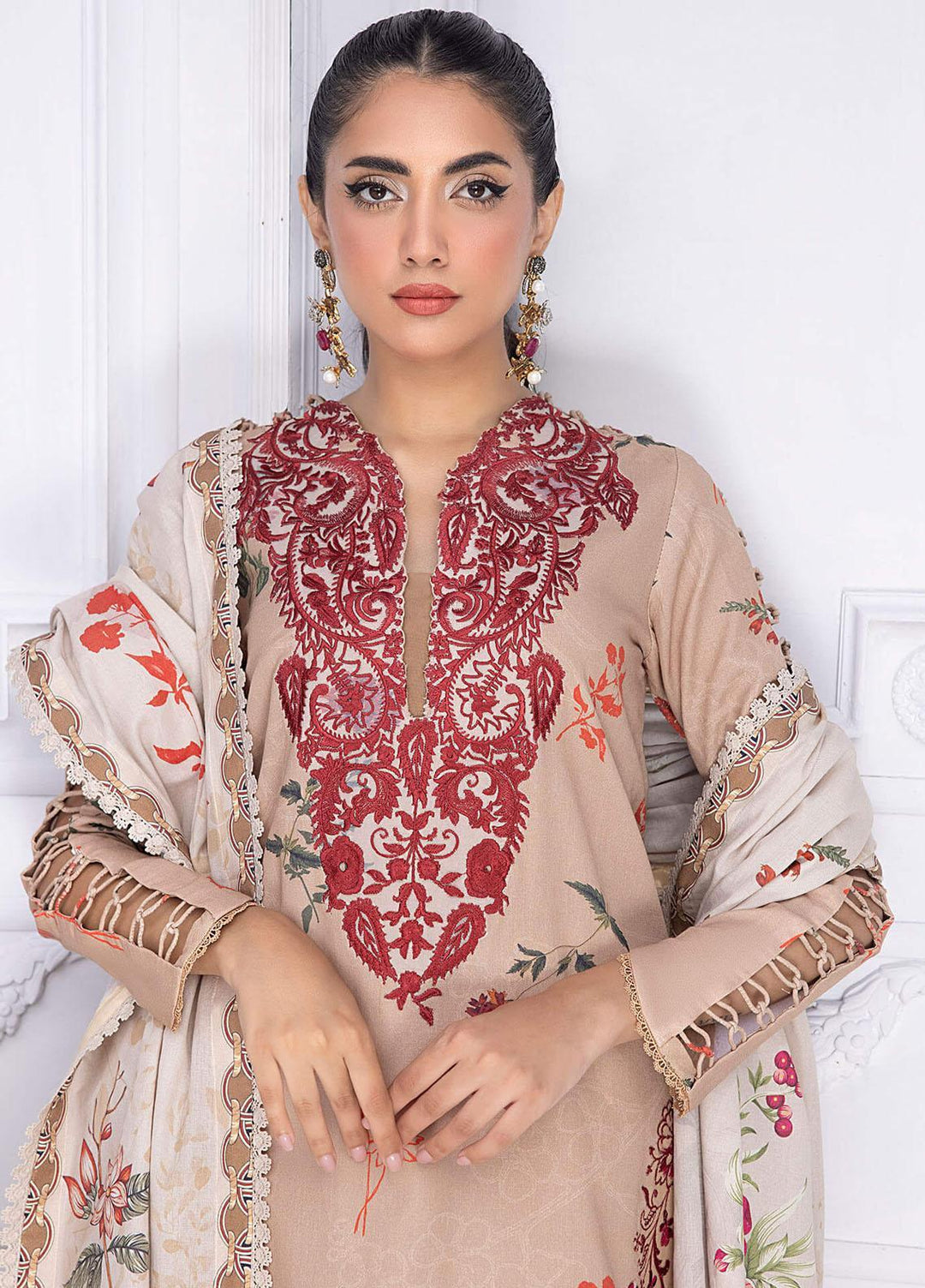 Gulbagh By Asifa & Nabeel Embroidered Khaddar Suits Unstitched 3 Piece AN23GB GBW-04 Asmara - Winter Collection