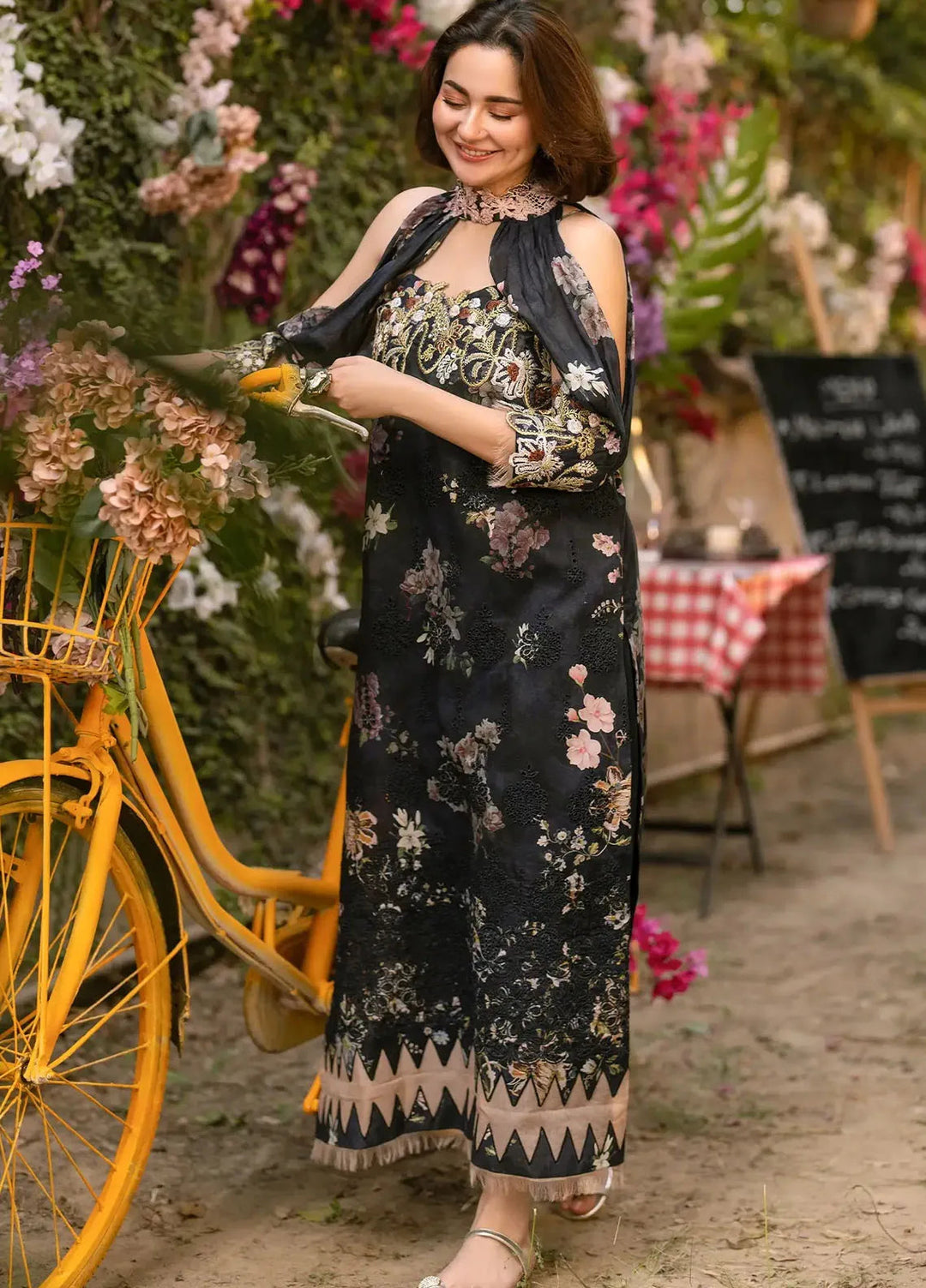 Gulkari by Asifa and Nabeel Chikankari Lawn Suit Unstitched 3 Piece AN25G GKL-02 Meadow Breeze - Summer Collection