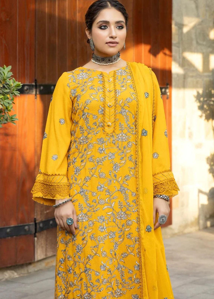 Gulkari By Mohagni Embroidered Karandi Suits Unstitched 3 Piece MO22G MEW-07 - Winter Collection