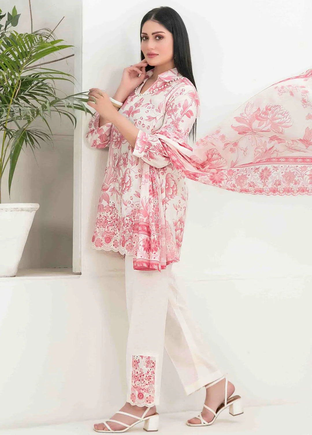 Gulposh by Tawakkal Fabric Embroidered Lawn Suit Unstitched 3 Piece TWF24G D-2512 - Summer Collection