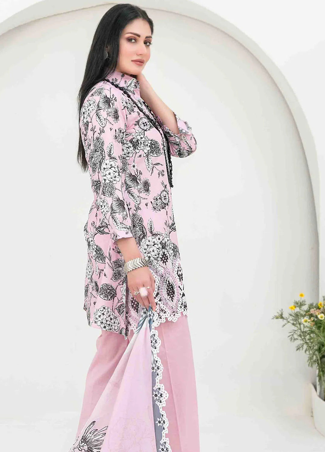 Gulposh by Tawakkal Fabric Embroidered Lawn Suit Unstitched 3 Piece TWF24G D-2515 - Summer Collection