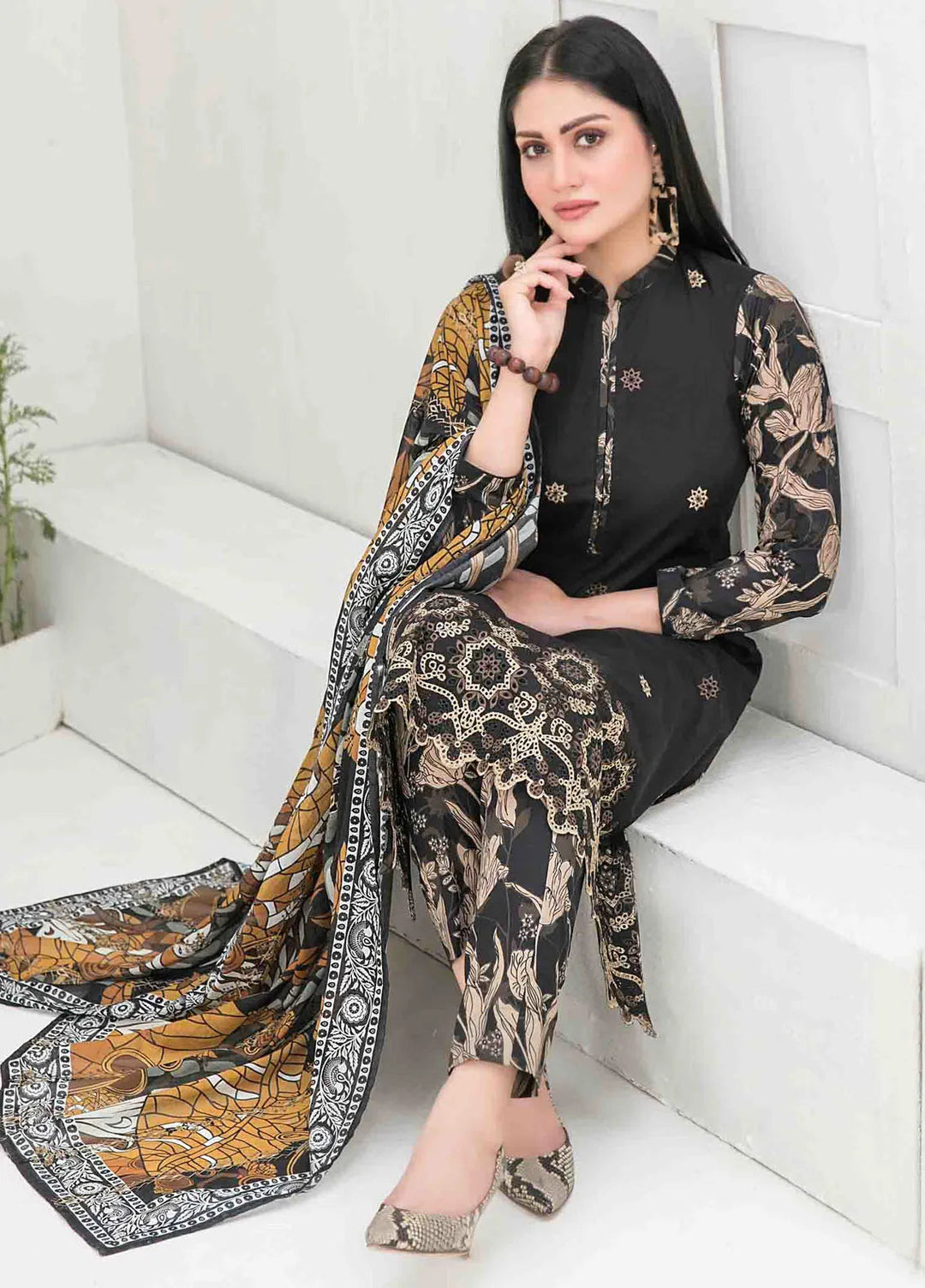 Gulposh by Tawakkal Fabric Embroidered Lawn Suit Unstitched 3 Piece TWF24G D-2517 - Summer Collection