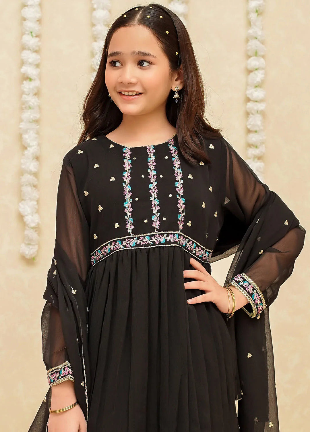 Gulzar by Modest Pret Chiffon 3 Piece Suit 8905 Black