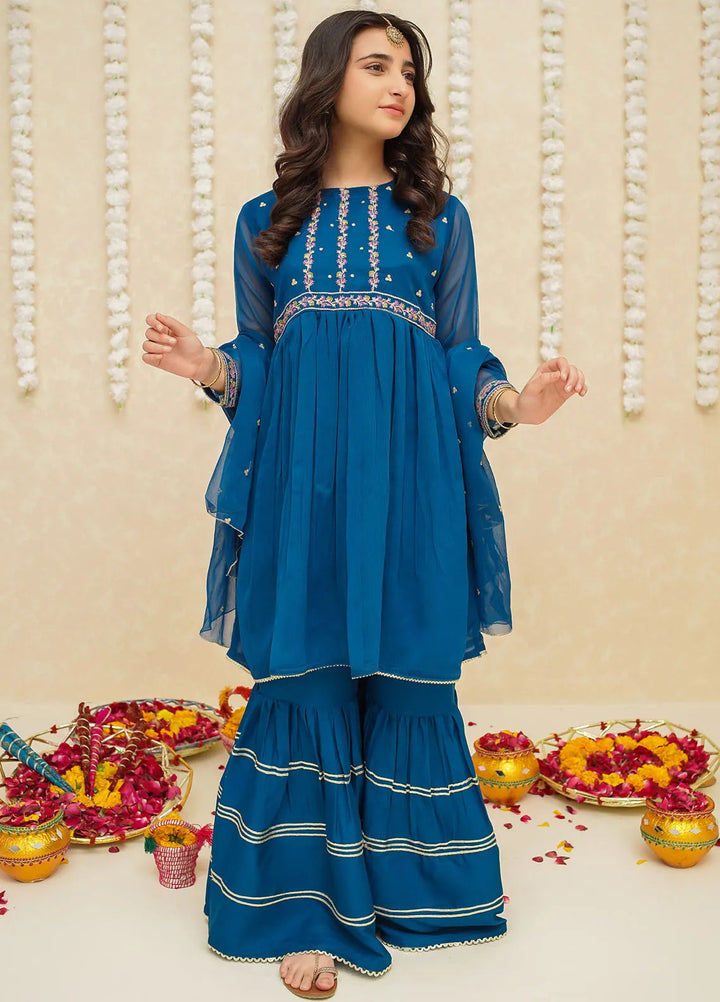 Gulzar by Modest Pret Chiffon 3 Piece Suit 8905 Blue
