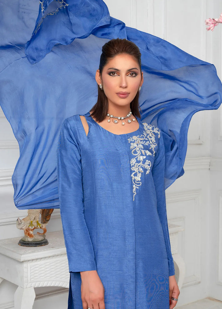 Hadia Batool Pret Embroidered Raw Silk 3 Piece Suit Cia