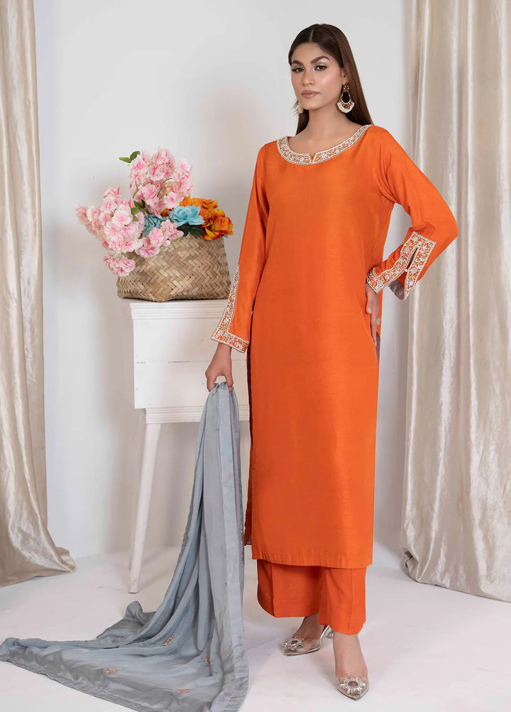 Hadia Batool Pret Embroidered Raw Silk 3 Piece Suit Rushna