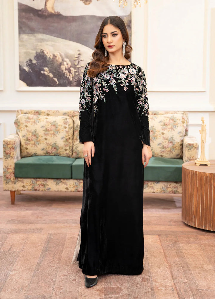 Hadia Batool Pret Embroidered Velvet 3 Piece Suit Kanari
