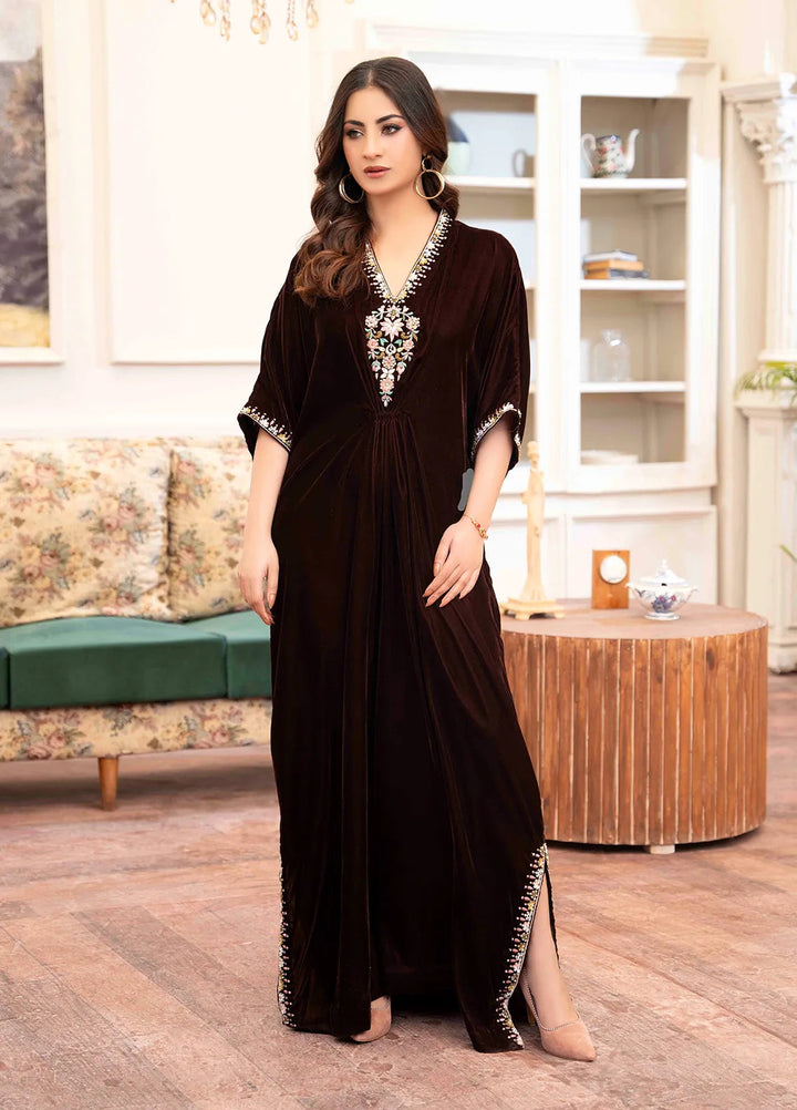 Hadia Batool Pret Embroidered Velvet Kaftan Anabia
